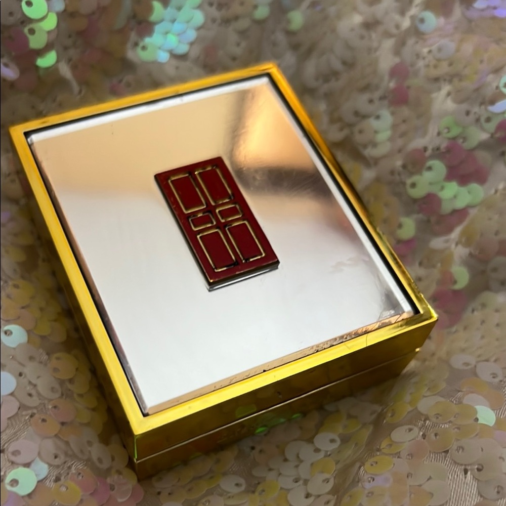 Elizabeth arden flawless finish cream makeup in softly beige 1:05